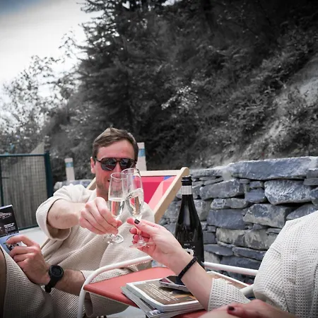 4 Saisons With Jacuzzi -