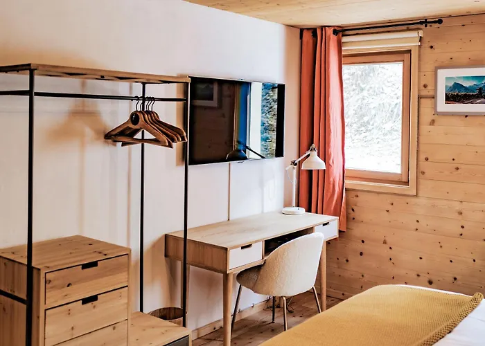 4 Saisons With Jacuzzi - Ovronnaz