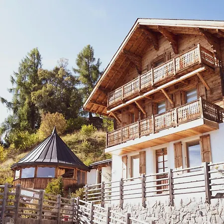 Chalet 4 Saisons With Jacuzzi -