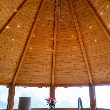 木屋 4 Saisons With Jacuzzi -